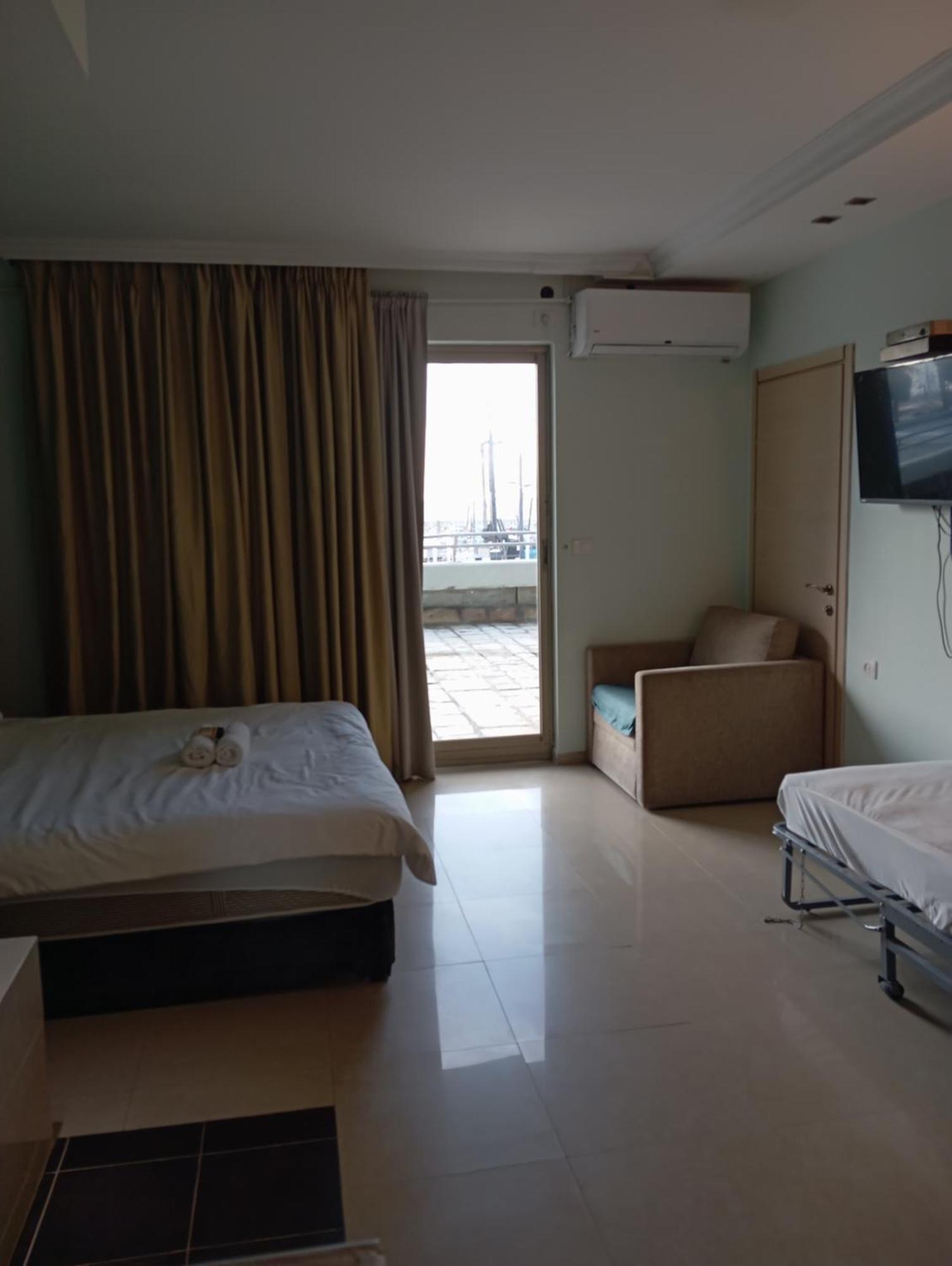 Marina Beach Hotel Tel-Aviv Extérieur photo