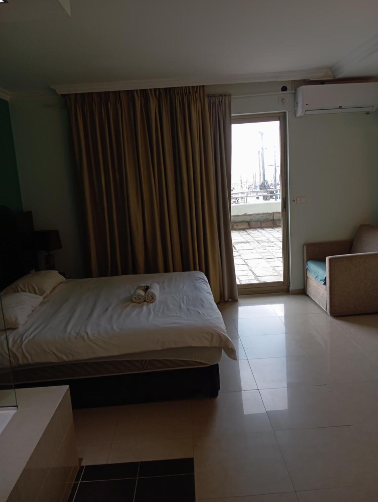Marina Beach Hotel Tel-Aviv Extérieur photo
