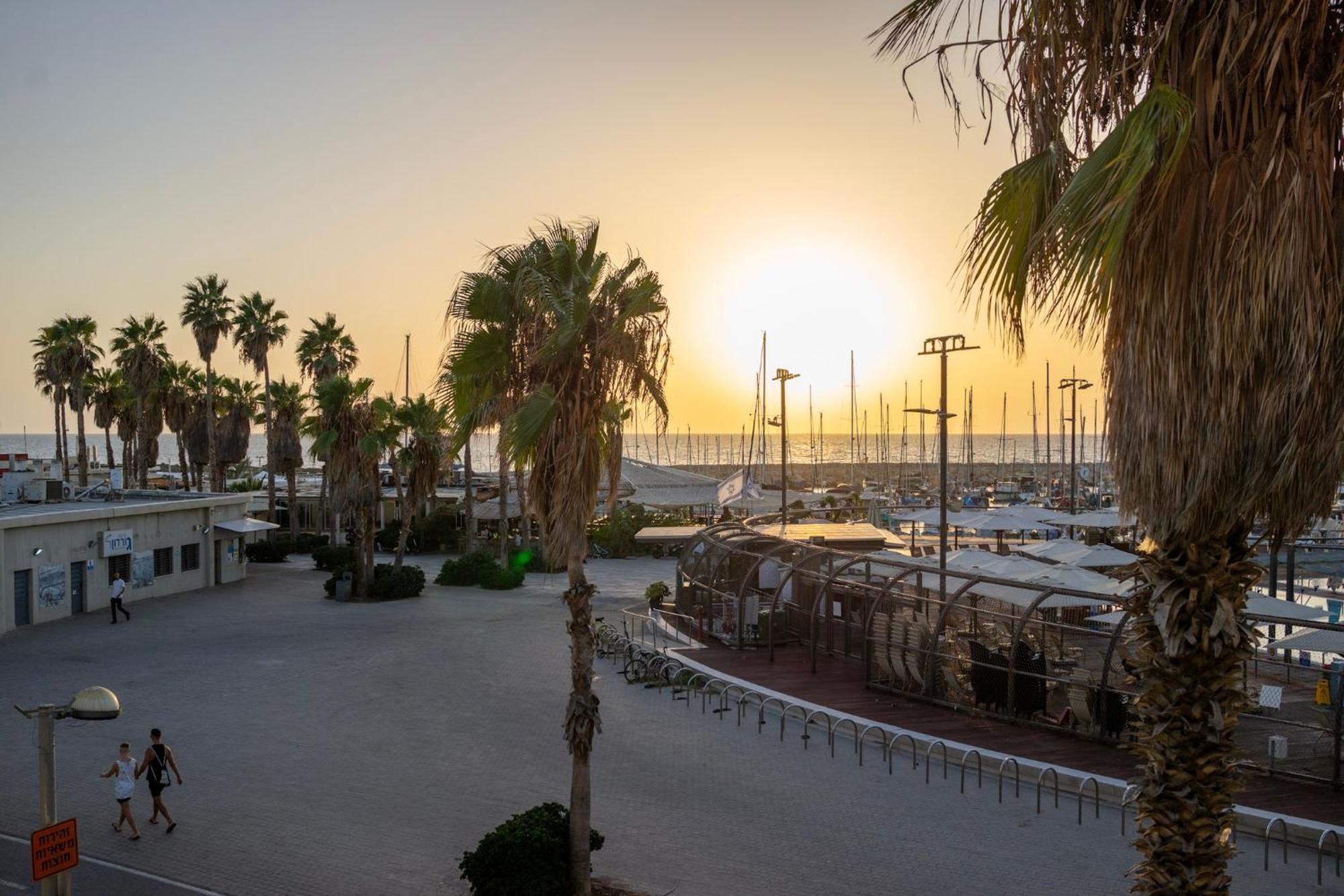 Marina Beach Hotel Tel-Aviv Extérieur photo
