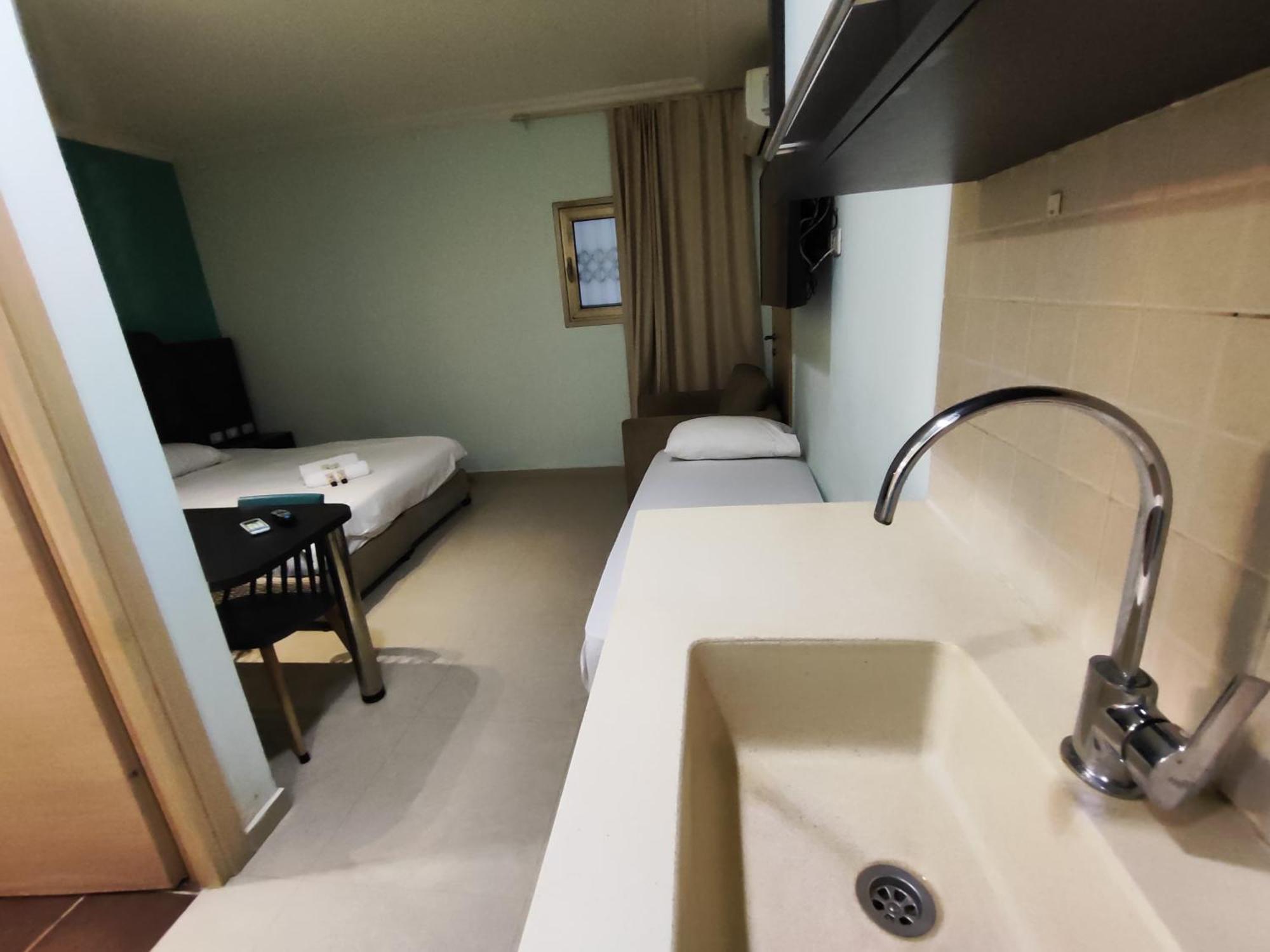 Marina Beach Hotel Tel-Aviv Extérieur photo