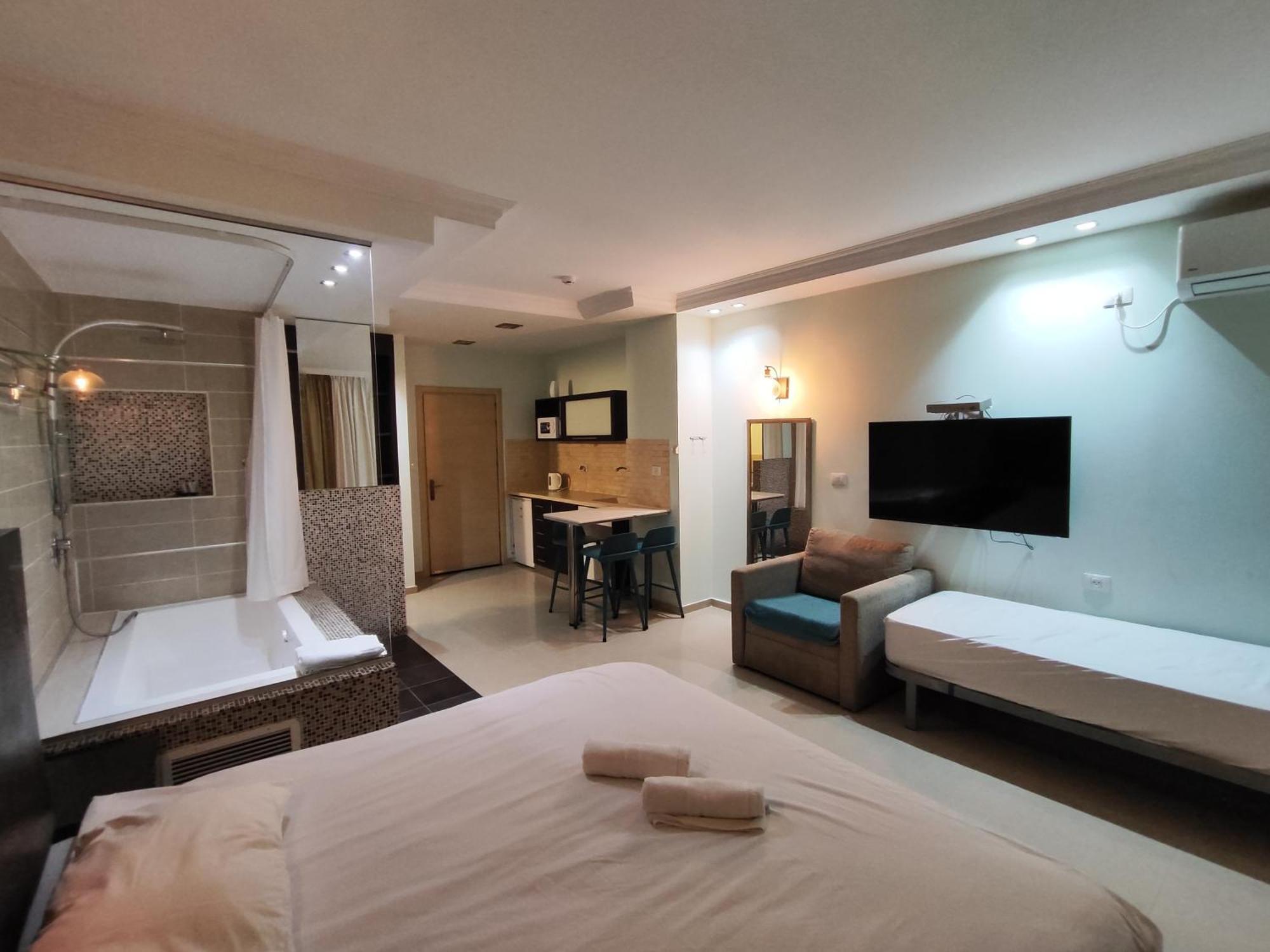 Marina Beach Hotel Tel-Aviv Extérieur photo