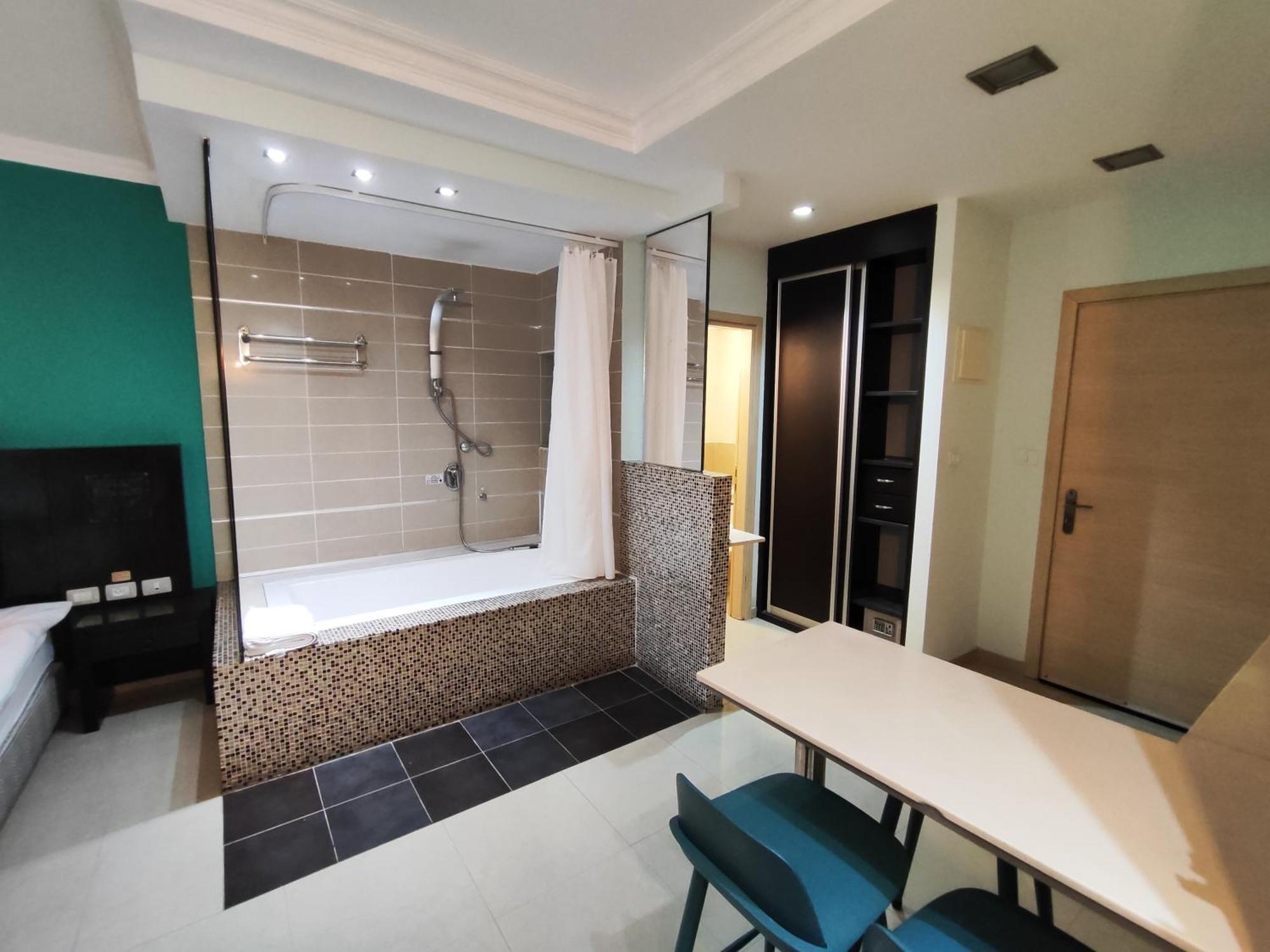 Marina Beach Hotel Tel-Aviv Extérieur photo