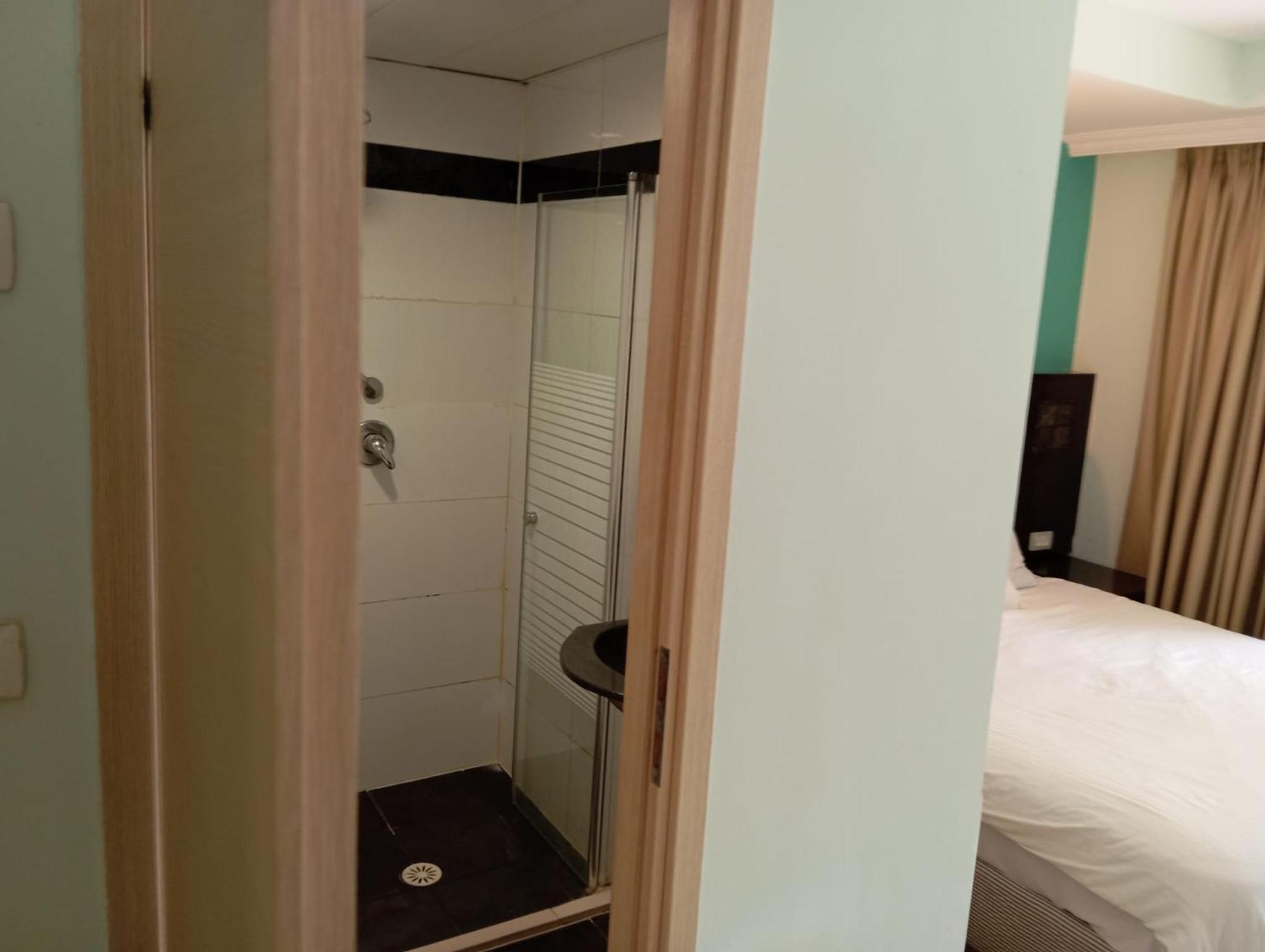 Marina Beach Hotel Tel-Aviv Extérieur photo